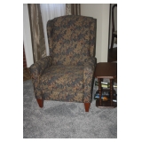 WING BACK LA Z BOY RECLINER