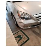 2005 HONDA ODYESSY . TEST DRIVE AT 9:30 TO 10 FRIDAY OR UNTIL SOLD