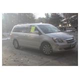 2005 HONDA ODYESSY . TEST DRIVE AT 9:30 TO 10 FRIDAY OR UNTIL SOLD