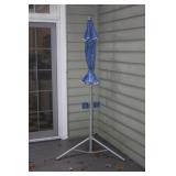 FREE STANDIN UMBRELLA