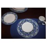 DOULTON EVERYDAY DINNERWARE