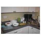 LOADS OF KITCHENWARE