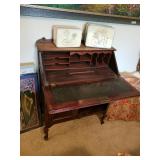 ANTIQUE DESK