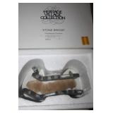 DEPT 56 DICKENS VILLAGE