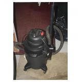 SMALL SHOP VAC