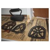 CAST IRON SAD IRON N TRIVET