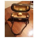 VINTAGE LEATHER  TOILETRY CASE