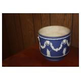 HUGE WEDGEWOOD ICE BUCKET / PLANTER 