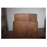 2 PC FRENCH HAT MOLD  PACO 7