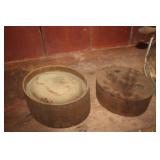 2 PC FRENCH HAT MOLD  PACO 7