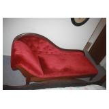 VINTAGE VICTORIAN FAINTING SOFA