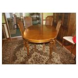 THOMASVILLE DINING TABLE . 2 LEAVES. 6 CHAIRS