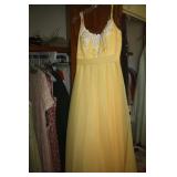 PROM / FORMAL GOWN