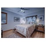 QUEEN DUAL PILLOW TOP MATTRESS . ASIAN FOLDING SCREEN