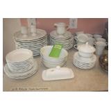 MIKASA FRENCH COUNTRYSIDE DINNERWARE