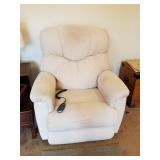 LA Z BOY ELECTRIC RECLINE CHAIR