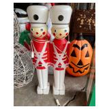 vintage blow molds toy soldiers