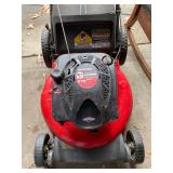 yard machine / Briggs & Stratton 21" rear bag/ mulch lawnmower