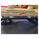 Lionel O guage train post war Engine 246 & tender, Engine 233. # 6463,6042,6076 