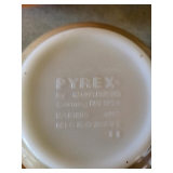 Vintage Pyrex Homestead nesting bowls