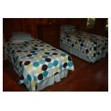 TWIN BEDS