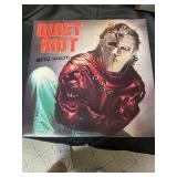 Quiet Riot – Mental Health