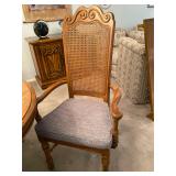 Stanley Dining room table with 2 leaves and 6 chairs