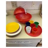 Vintage Ingrid dome plastic picnic basket set red with cups & plates