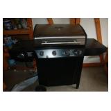 CHAR-BROIL GAS GRILL