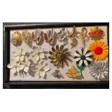 Vintage costume Brooches