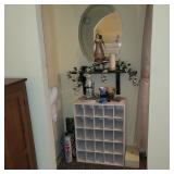 White cube organizer