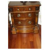 PAIR OF NIGHT STANDS