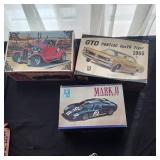 VINTAGE MODELS