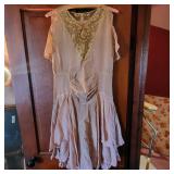 VINTAGE DRESS