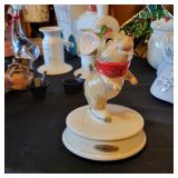 Vintage Otagiri mouse music box skaters Waltz
