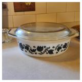 Vintage Pyrex Black tulip - promotional