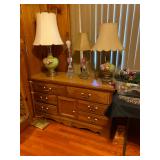 Dresser with mirror & Table Lamps