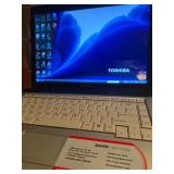Laptop - Toshiba Satellite A215 Windows Vista120 GB