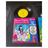 vintage Peter Pan Records Snow White and the Seven Dwarfs book and 45 RPM record set. 