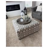Khaite Patterned Fabric Storage Ottoman, Grey