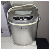 Magic Chef Portable Ice Maker