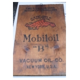 ONE SIDE OF MOBIL WOOD BOX