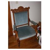 VINCTORIAN SIDE CHAIR