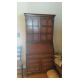 QUALITY SECRETARY HUTCH