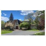 RENOWNED ARTIST'S HOME & MID-CENTURY TIME CAPSULE!