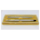 Lot 15 VINTAGE PARKER 45 STAINLESS+GOLD TONE FOUNTAIN PEN + MECHANICAL PENCIL SET