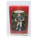 LOT 21 1999 HALLMARK KEEPSAKE DAN MARINO FOOTBALL LEGENDS COLLECTOR
