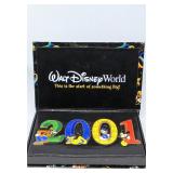 LOT 28 WALT DISNEY WORLD 2001 BOXED SET OF COLLECTOR PINS