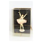 LOT 51 51 VINTAGE ALKA KUNST DRESDEN PORCELAIN LACE 5" BALLERINA FIGURINE