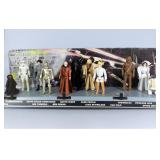 7 VINTAGE 1977 STAR WARS EARLY BIRD CARDBOARD ACTION DISPLAY STAND WITH FIGURES